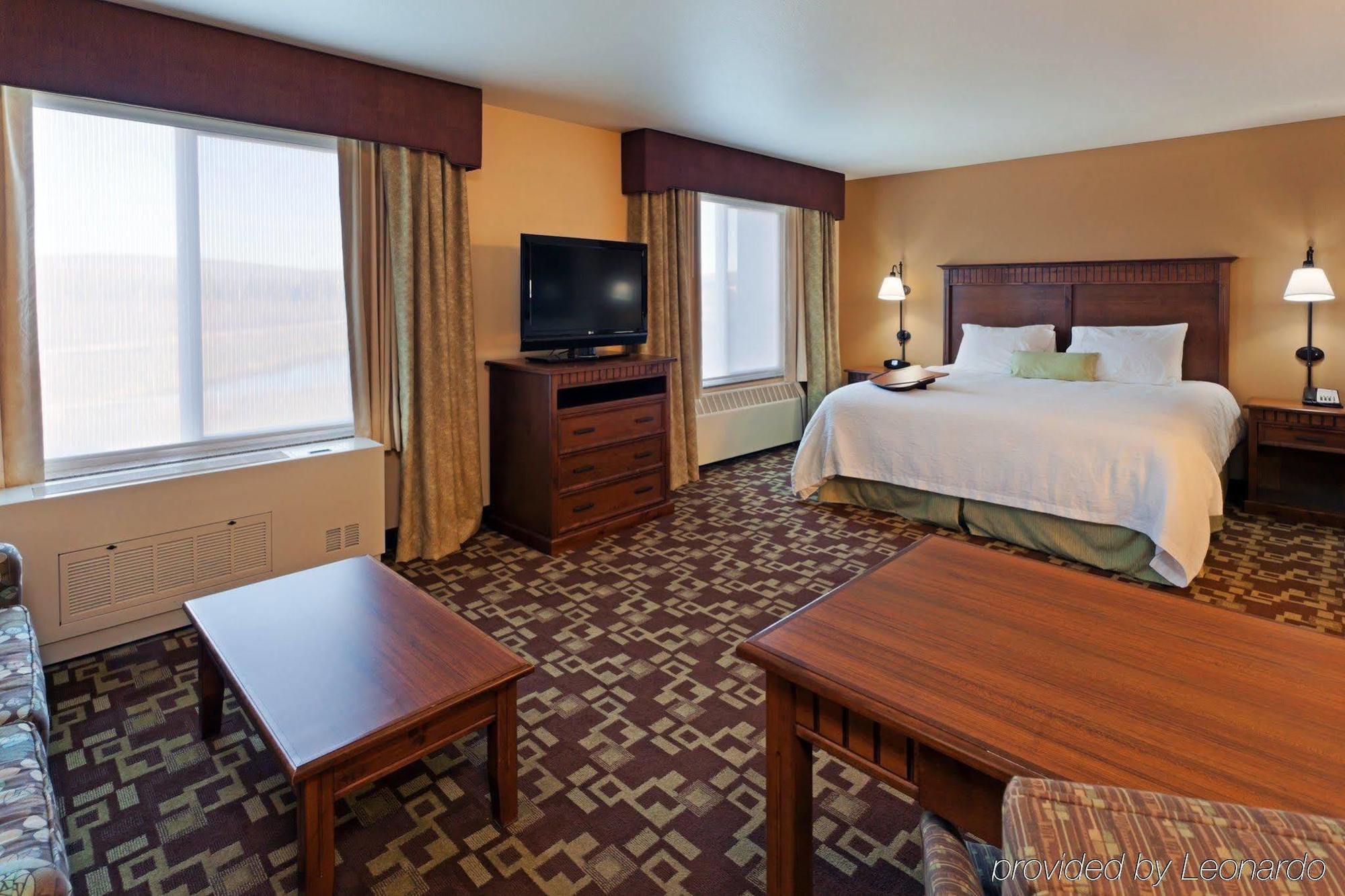 Hampton Inn & Suites Фэрбанкс Номер фото